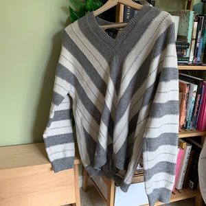 pretty garden striped sweater size L